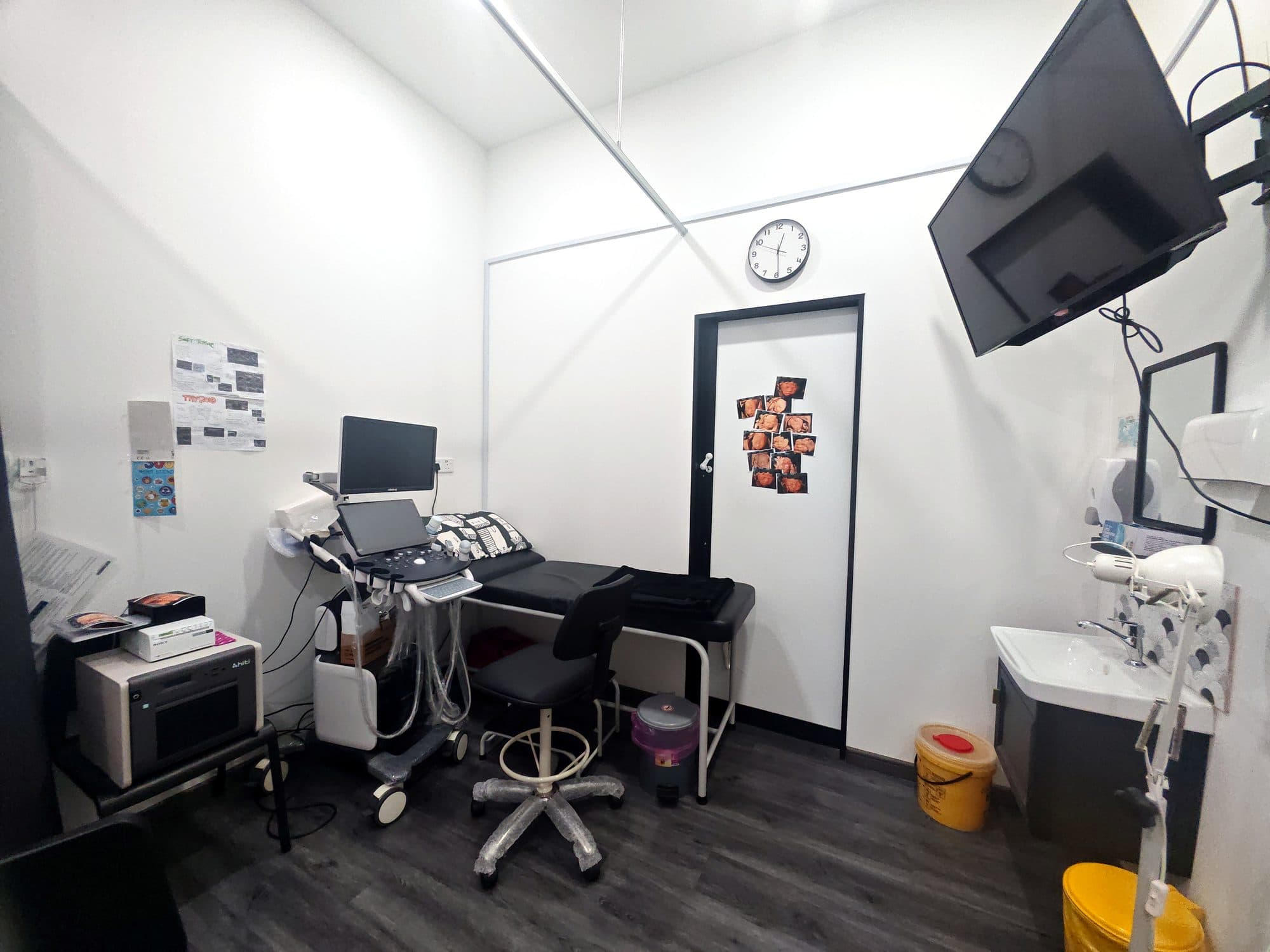 Bilik imbasan ultrasound Klinik Dr. Liyana